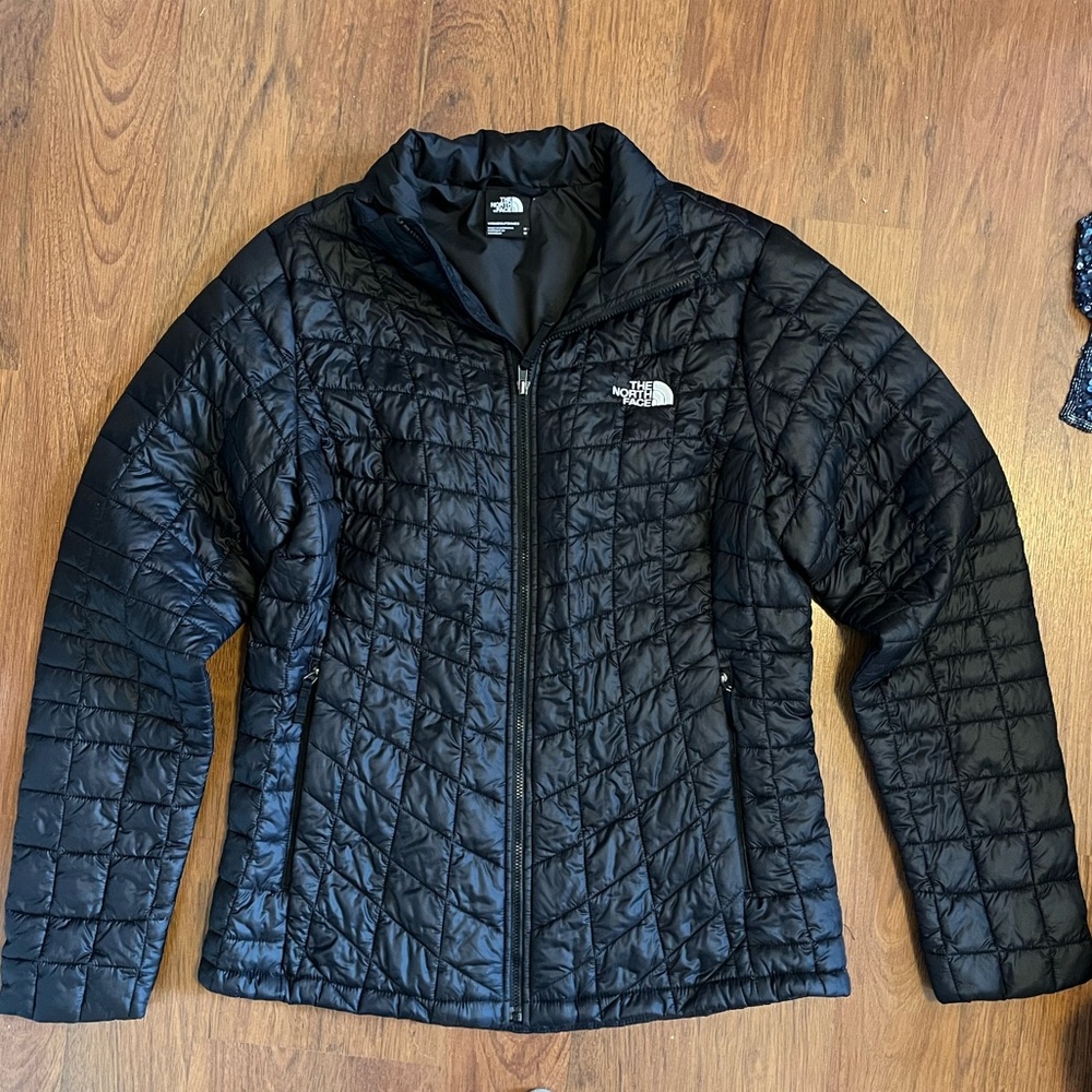 North face puffer jacket